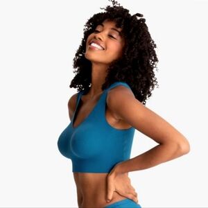 Evelyn Bobbie Sports Bra